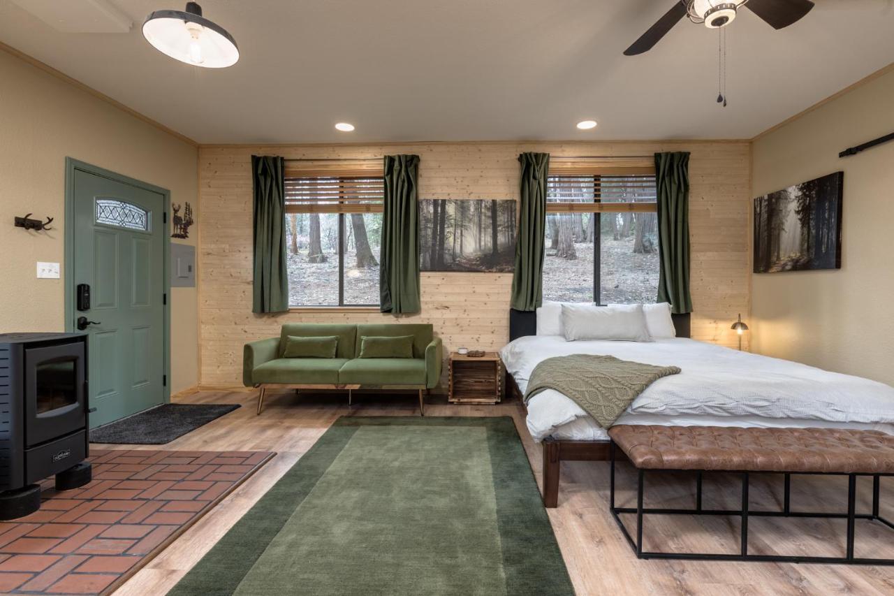 Little House In The Big Woods Hotel Forest Ranch Exterior foto